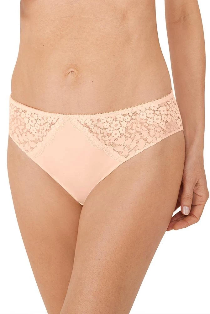 Amoena Slip Emma 1 Amoena Slip Emma