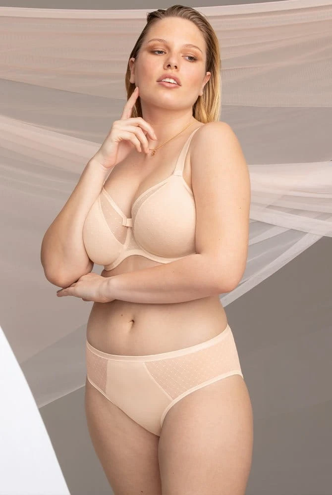 Rosa Faia Taillenslip Eve 3 Rosa Faia Taillenslip Eve – Bild 3